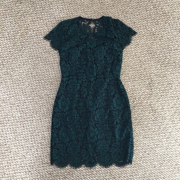 Banana Republic Dresses & Skirts - Banana Republic factory green / navy lace dress
